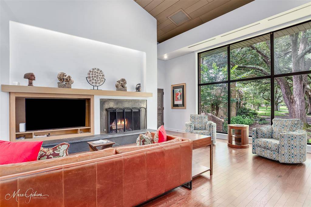 Shreveport, LA 71106,300 Pierremont Road #18