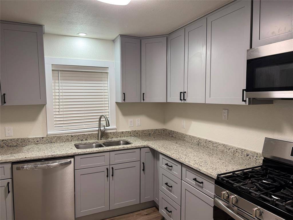 Fort Worth, TX 76112,3124 Forest Avenue