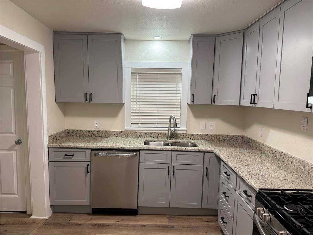 Fort Worth, TX 76112,3124 Forest Avenue