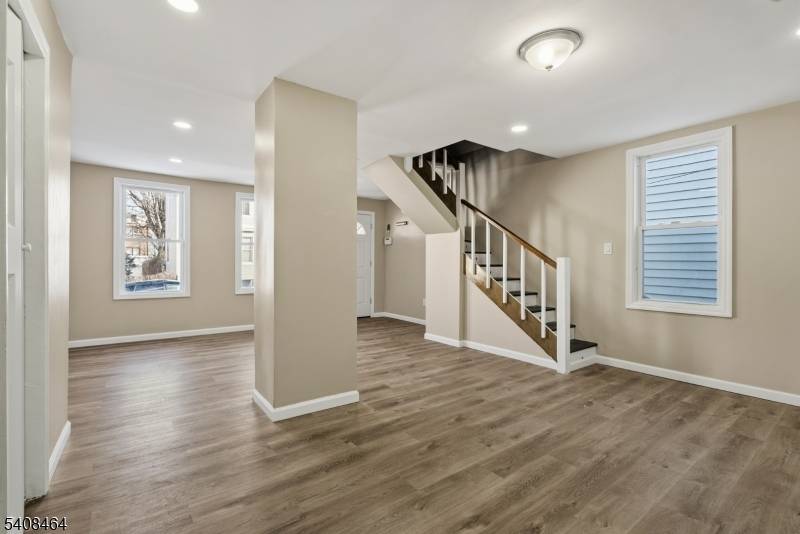 Irvington Twp., NJ 07111,11 Tichenor Ter