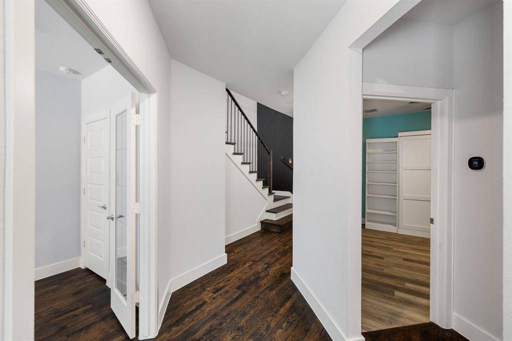 Dallas, TX 75231,8222 Milroy Lane