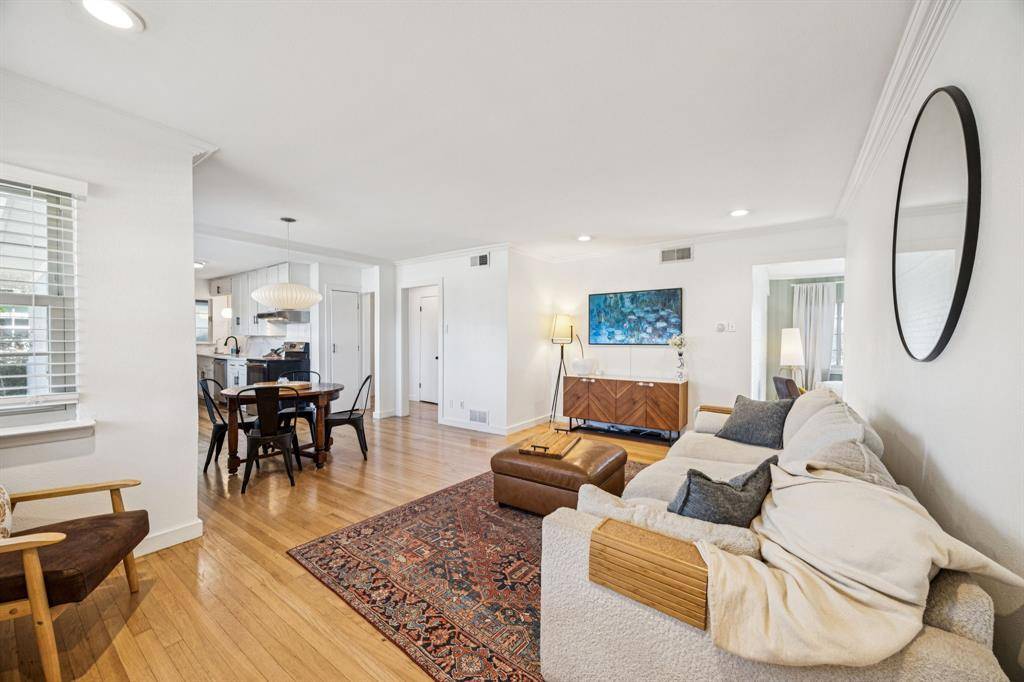 Dallas, TX 75228,10002 Estacado Drive