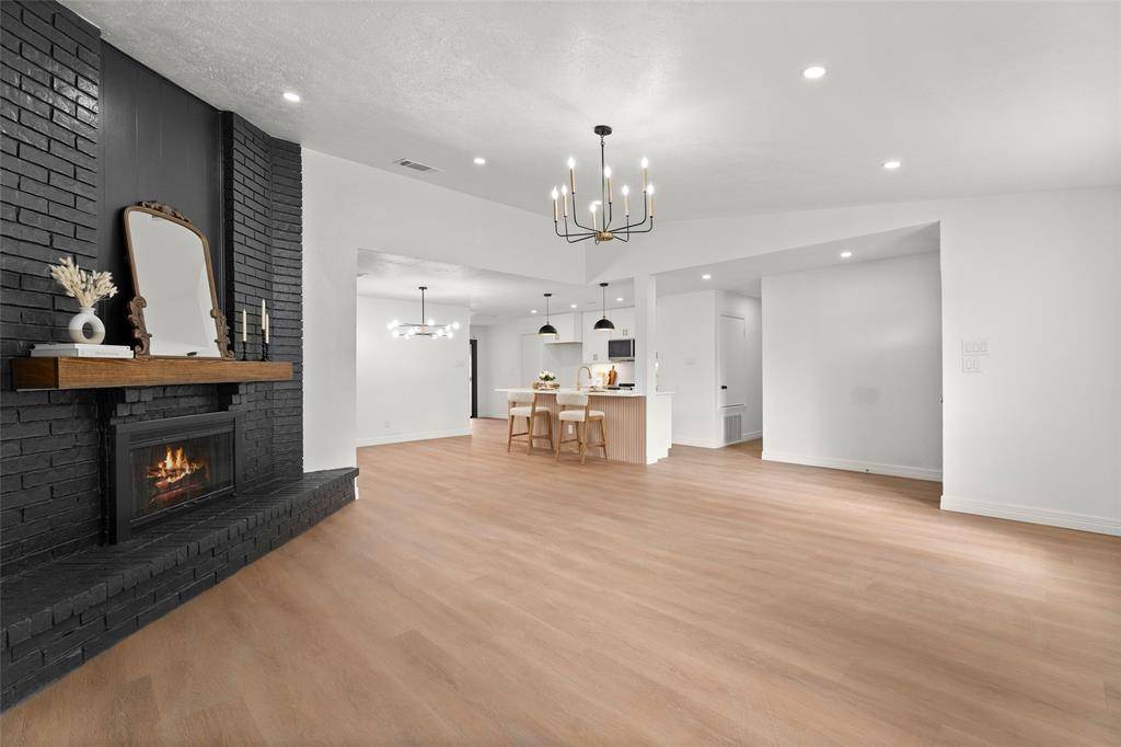 Dallas, TX 75249,9641 Sophora Circle