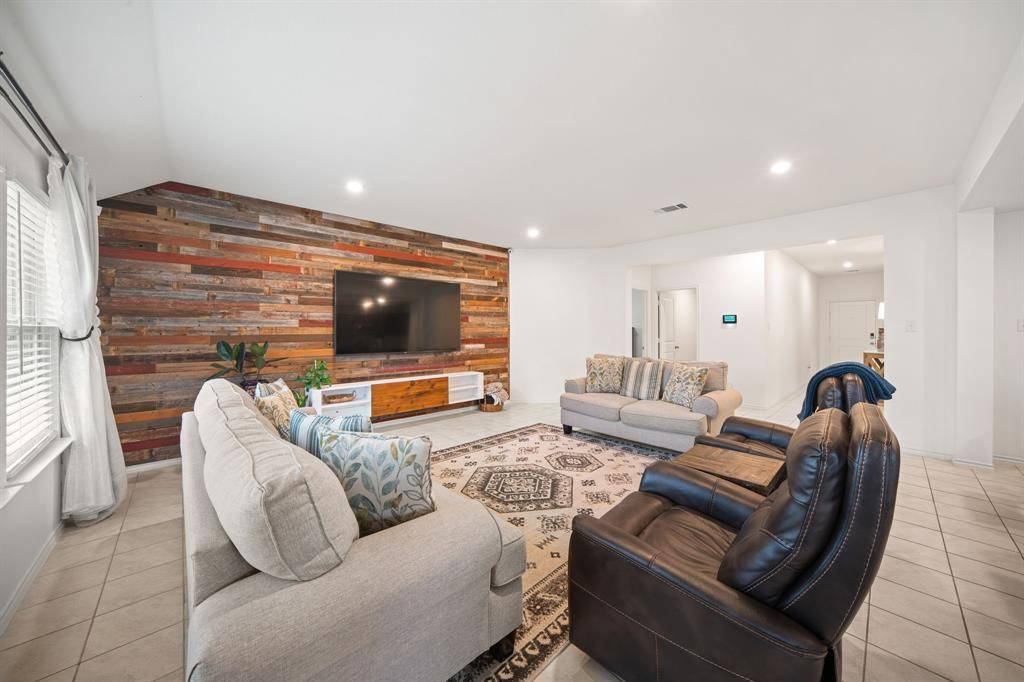 Waxahachie, TX 75165,1536 Owen Way