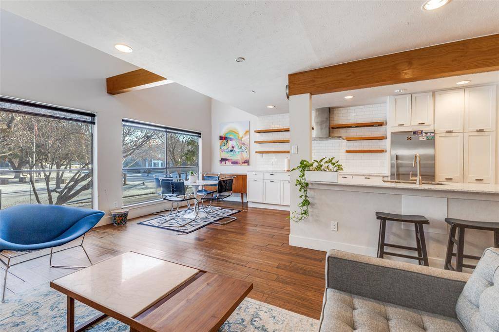 Dallas, TX 75219,4411 Gilbert Avenue #2