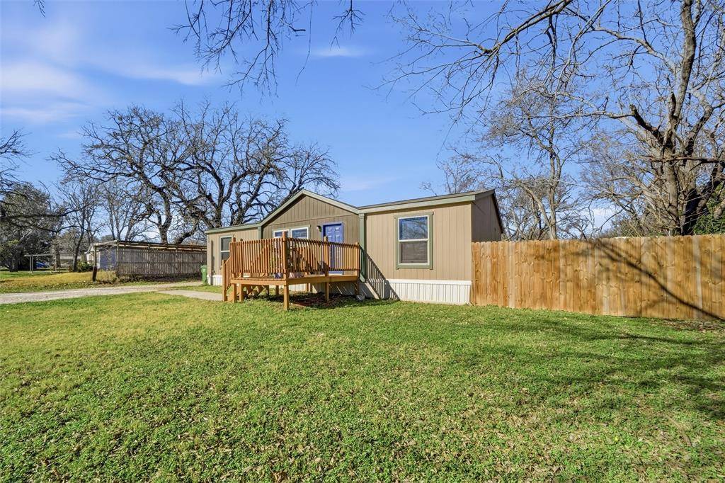 Granbury, TX 76048,1618 Lands End Street