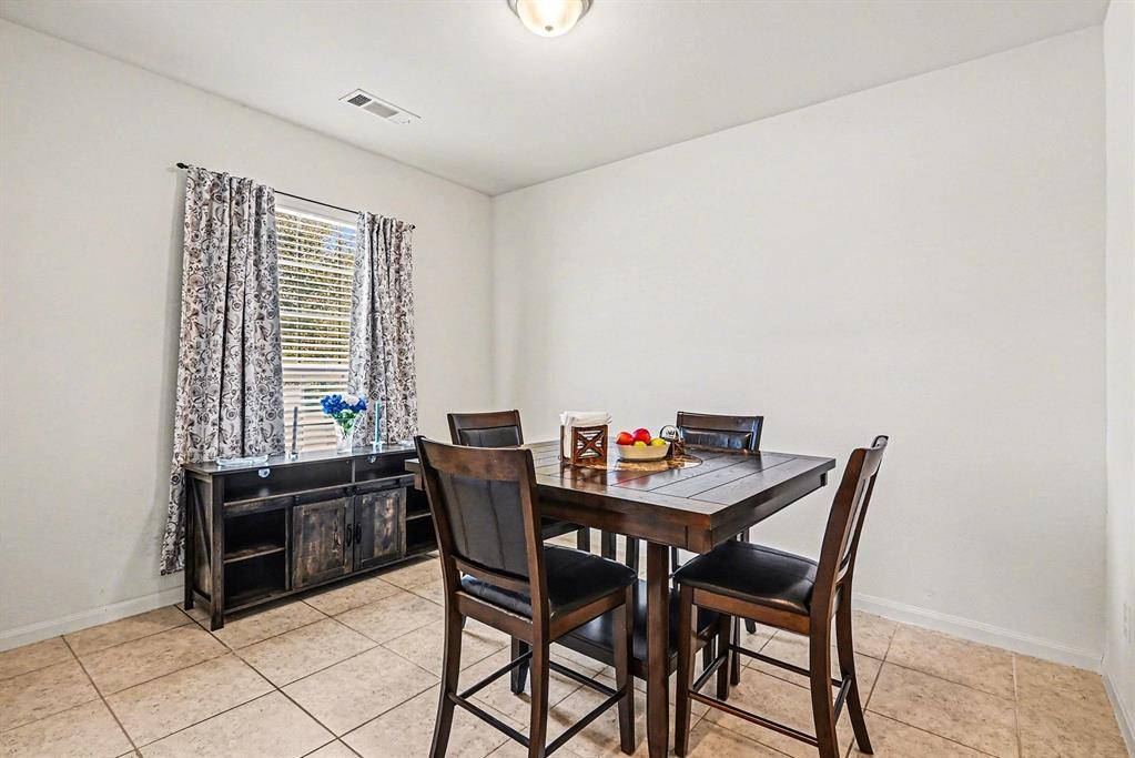 Fort Worth, TX 76179,5937 Obsidian Creek Drive