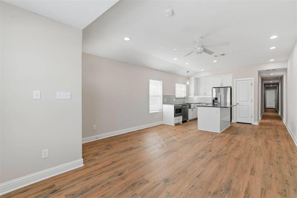 Sherman, TX 75090,802-804 N Broughton Street #802