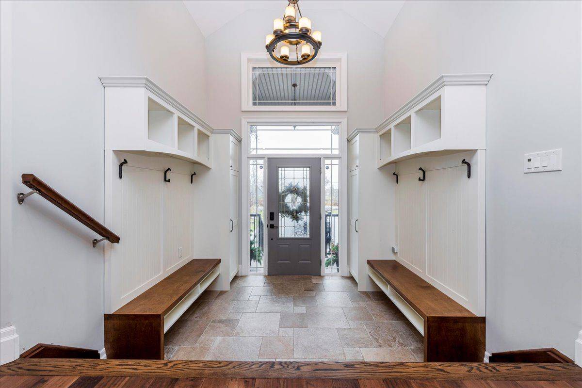 Innisfil, ON L9S 2Y8,3500 Crescent Harbour RD