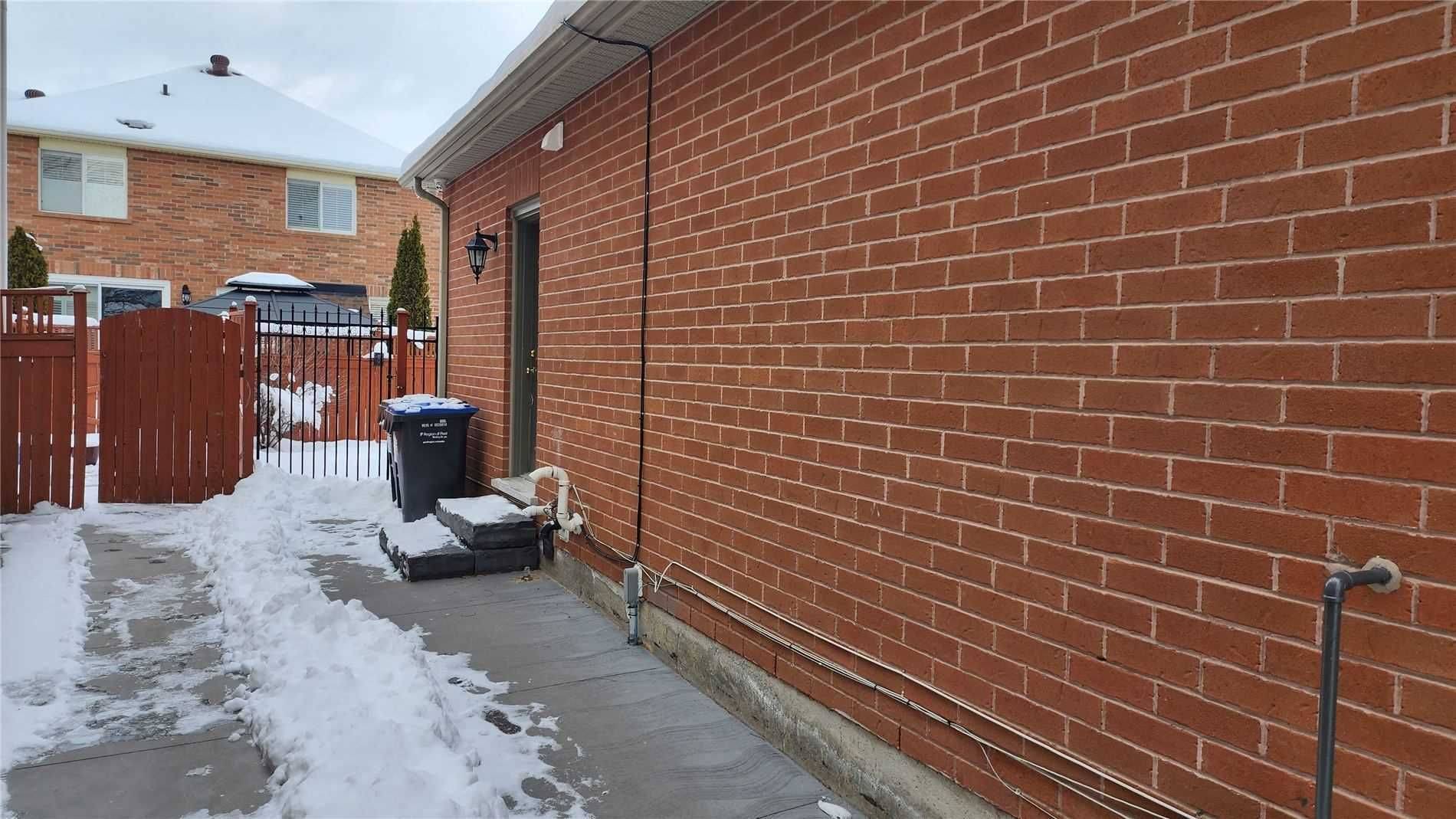 Brampton, ON L6P 1E9,23 Merlin DR #Basement