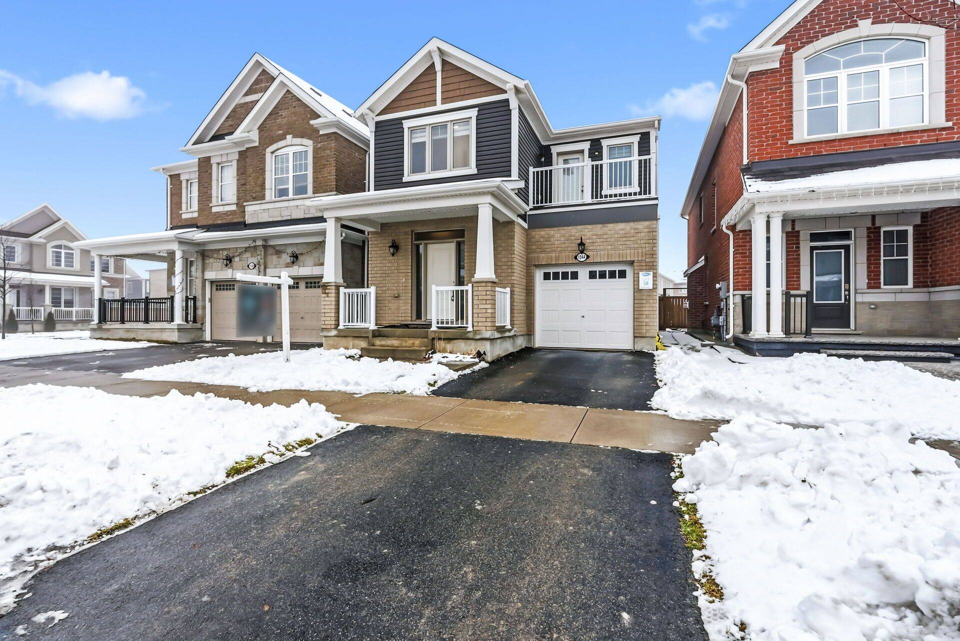 Milton, ON L9E 1M5,1344 ROSE WAY