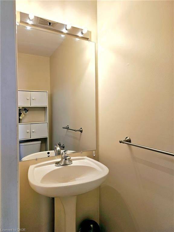 Hamilton, ON L9G 4Y8,74 Foxborough DR