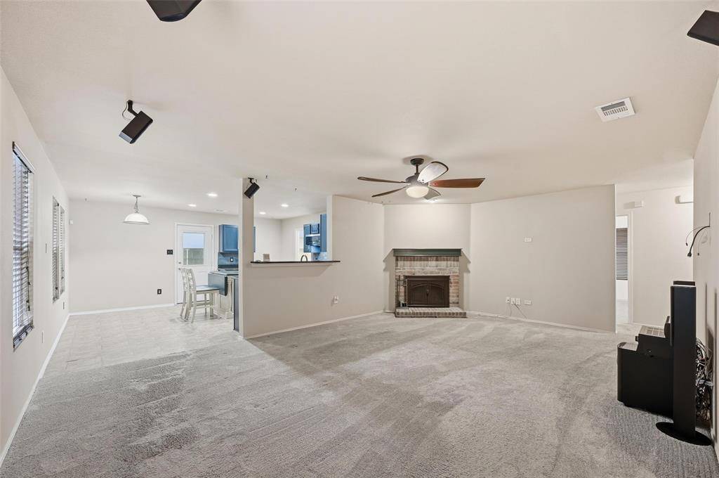 322 Laurel Lane, Fate, TX 75087