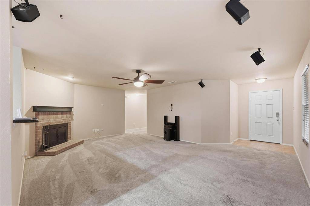 322 Laurel Lane, Fate, TX 75087