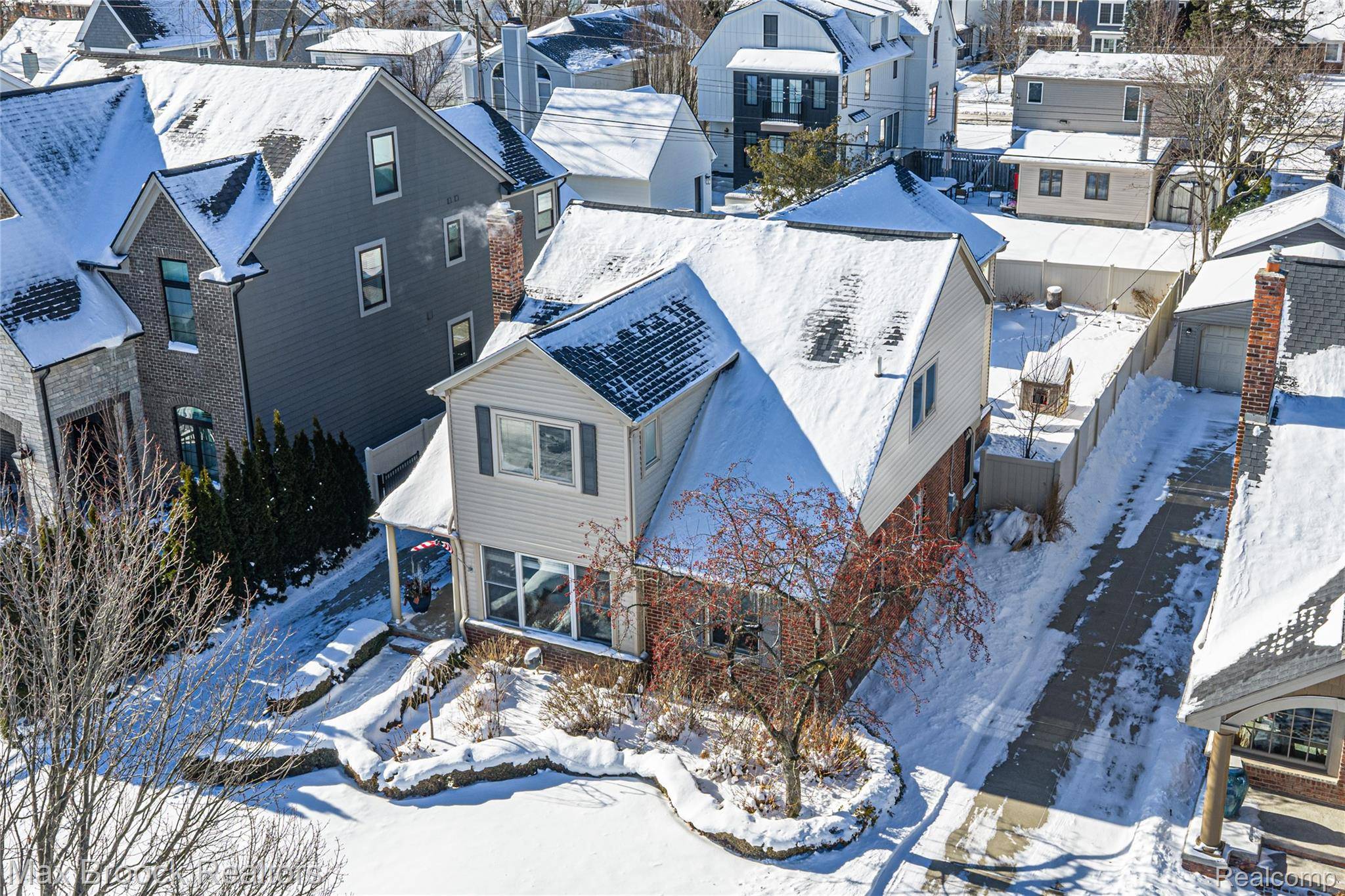 Birmingham, MI 48009,1592 Washington BLVD