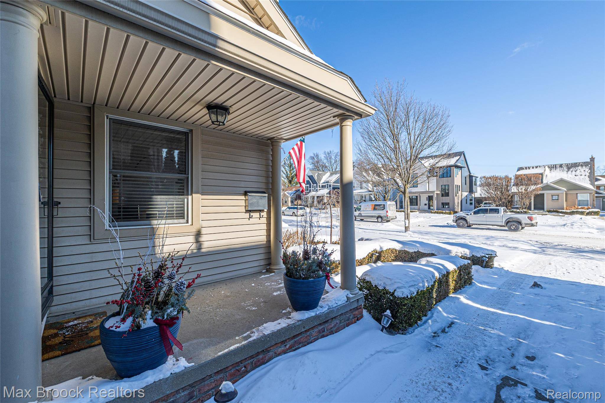 Birmingham, MI 48009,1592 Washington BLVD