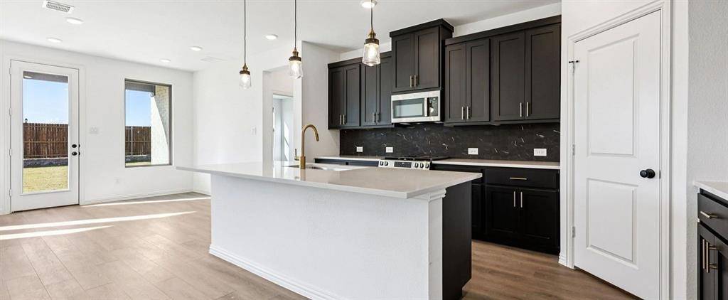 Anna, TX 75409,768 Waterhouse Lake Drive