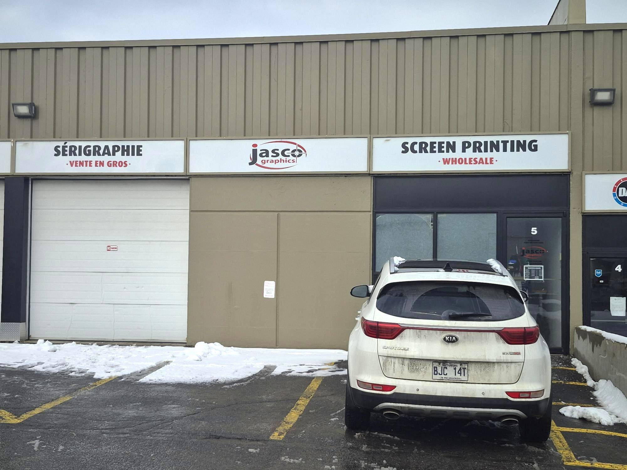 1590 Liverpool CT #5, Alta Vista And Area, ON K1B 4L2