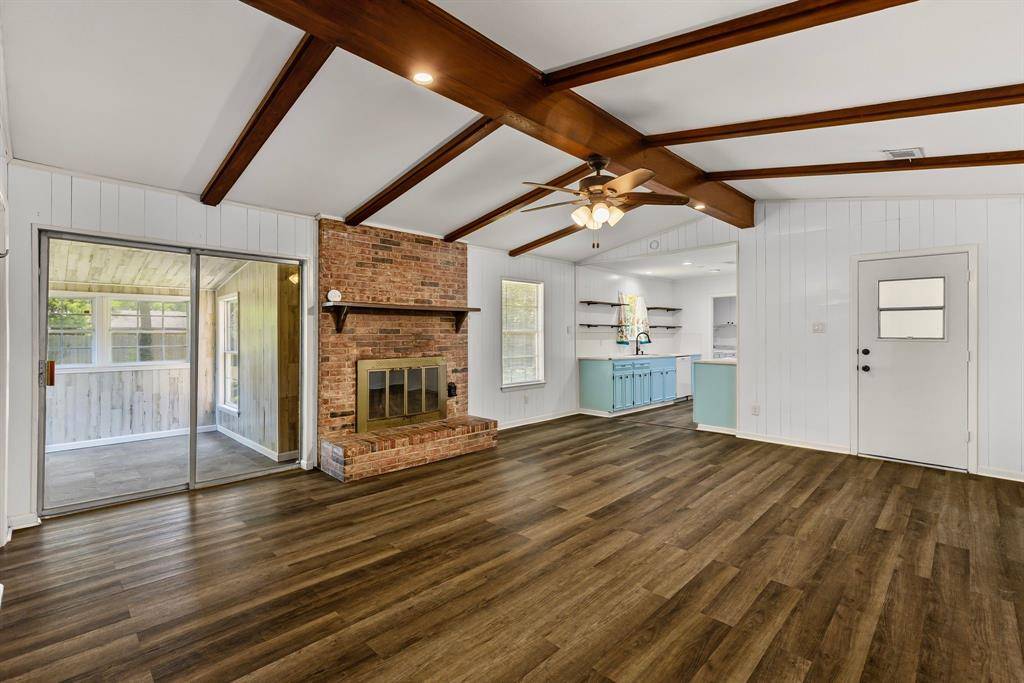 Commerce, TX 75428,148 Royal Lane