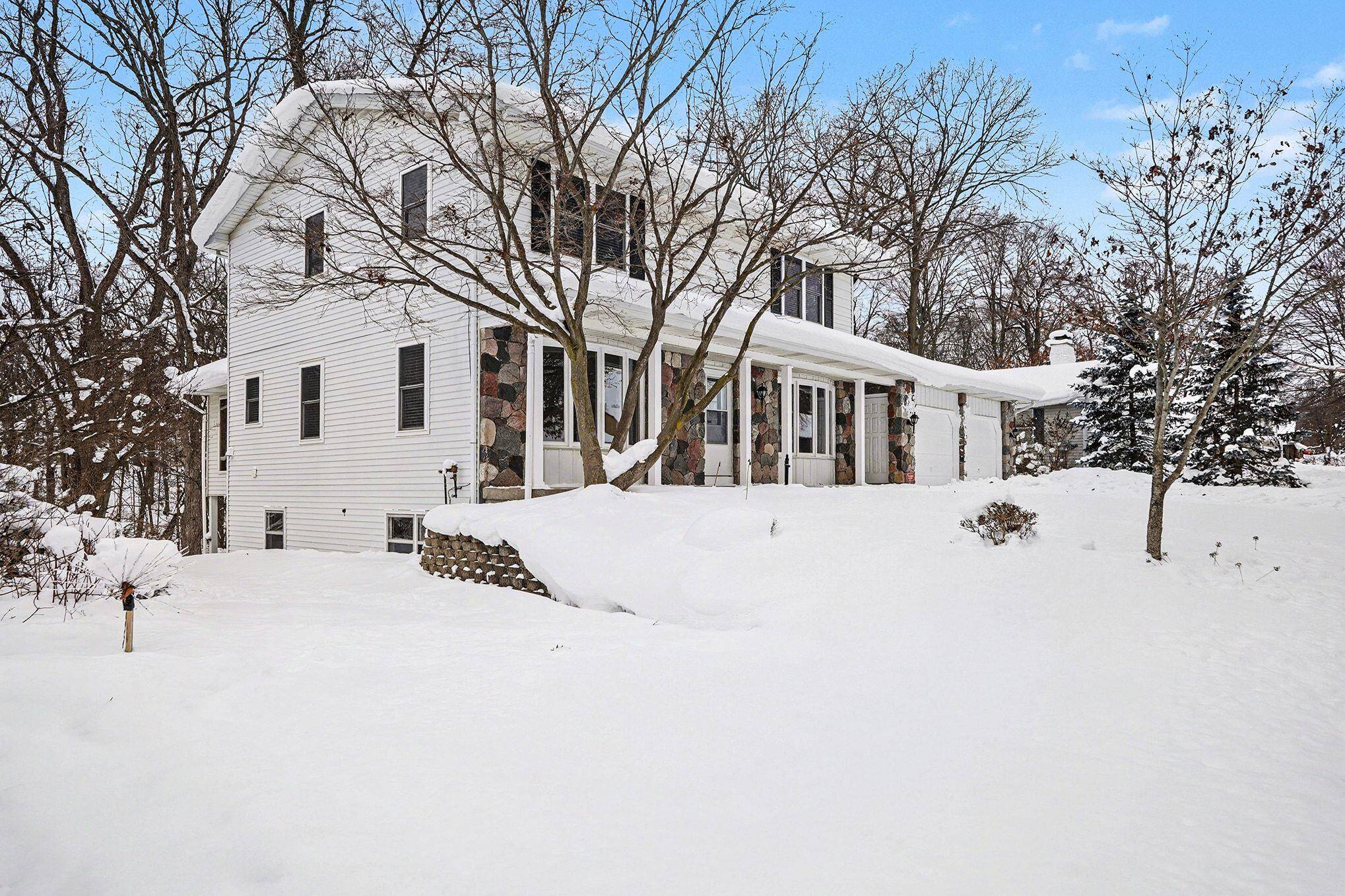 Grand Rapids, MI 49504,2530 Westbrook DR NW