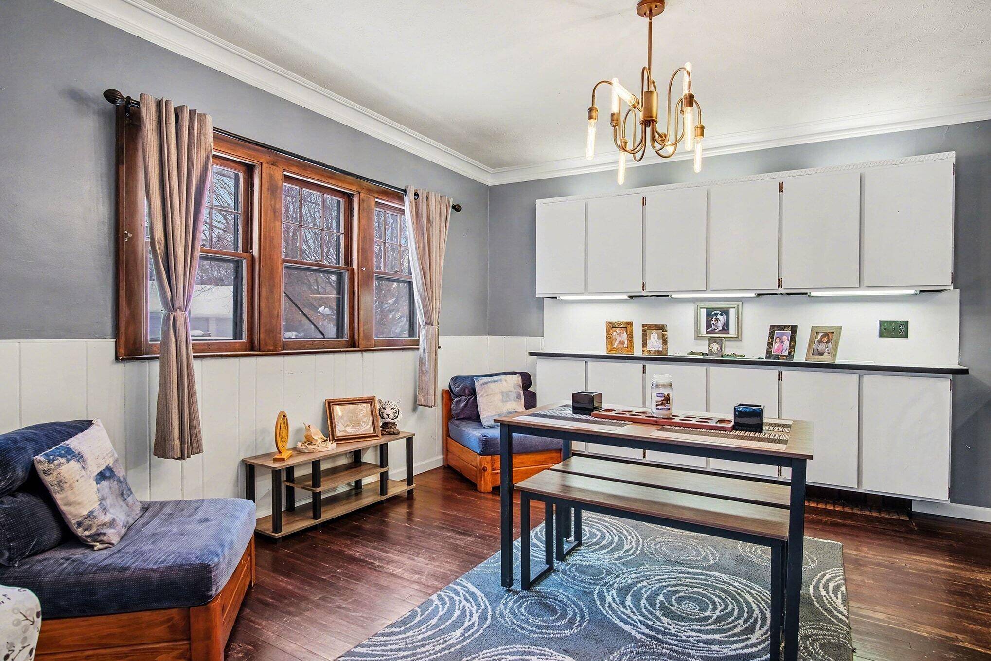 Grand Rapids, MI 49504,923 Myrtle ST NW