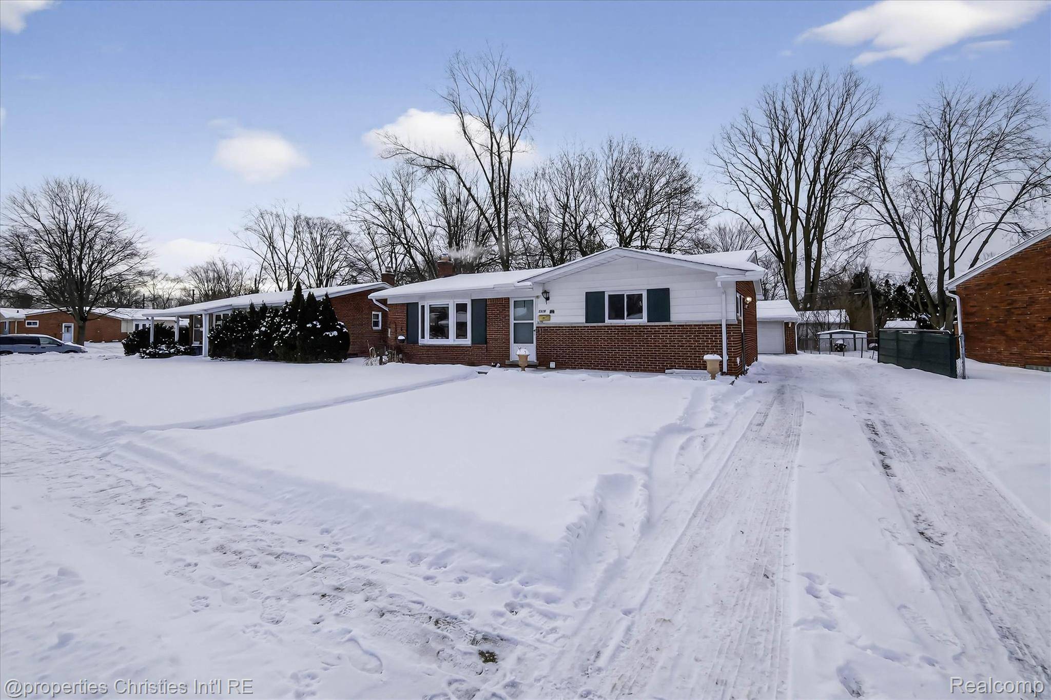 Farmington, MI 48336,22216 N Brandon ST