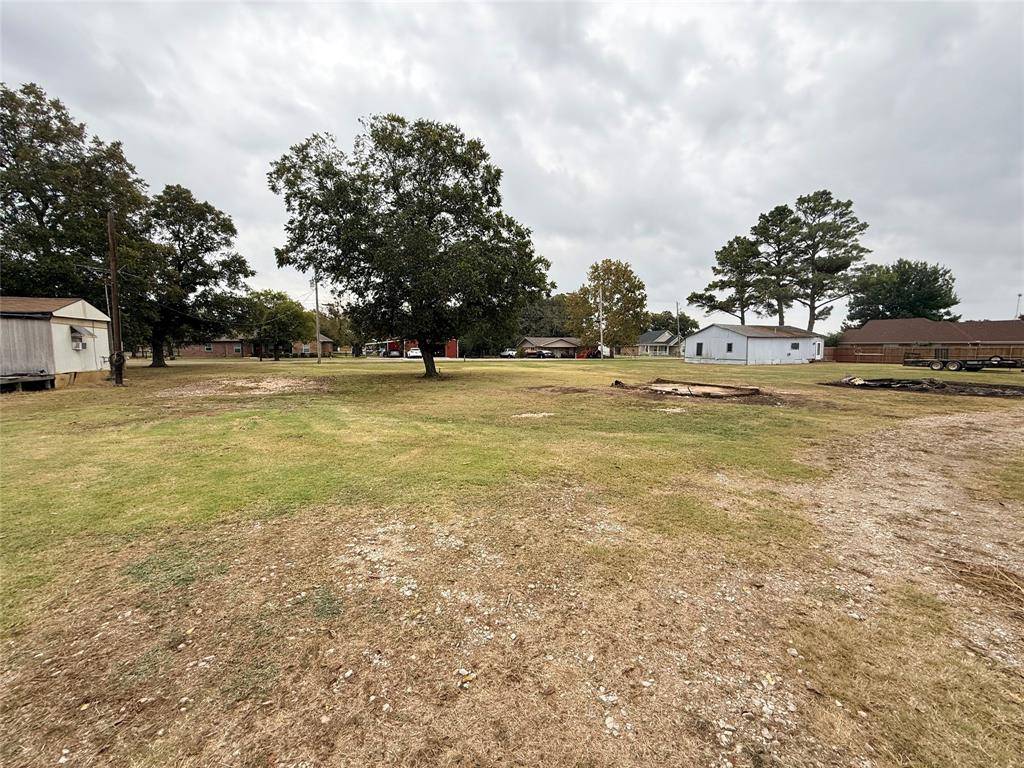 Tioga, TX 76271,208 S Porch Street