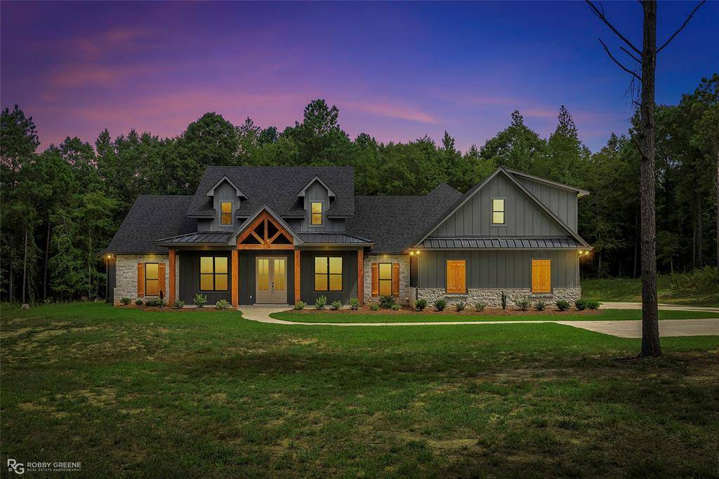 Minden, LA 71055,221 Millwood Loop