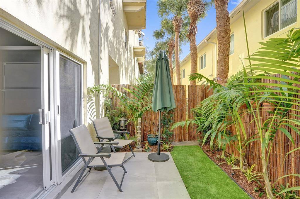 Wilton Manors, FL 33334,2706 NE 8th Ave #2706