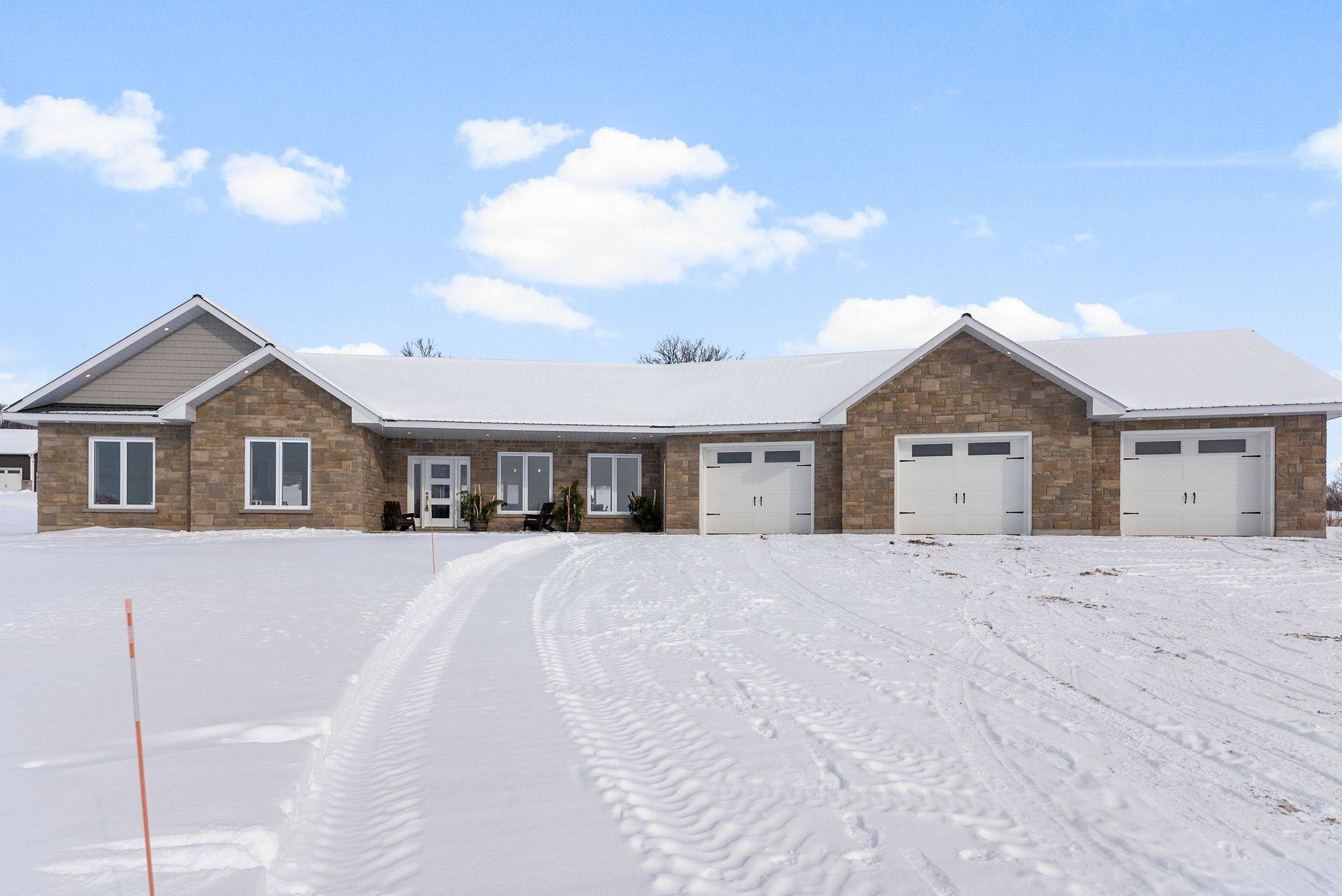 346 Foresters Falls RD, Whitewater Region, ON K0J 1K0