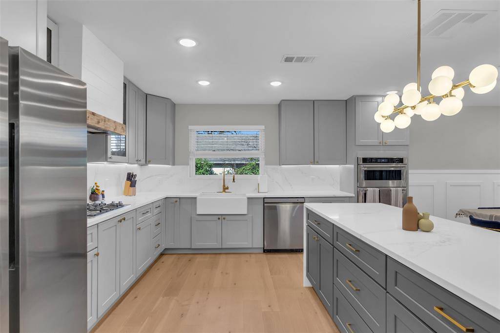 Dallas, TX 75230,11107 Hillcrest Road