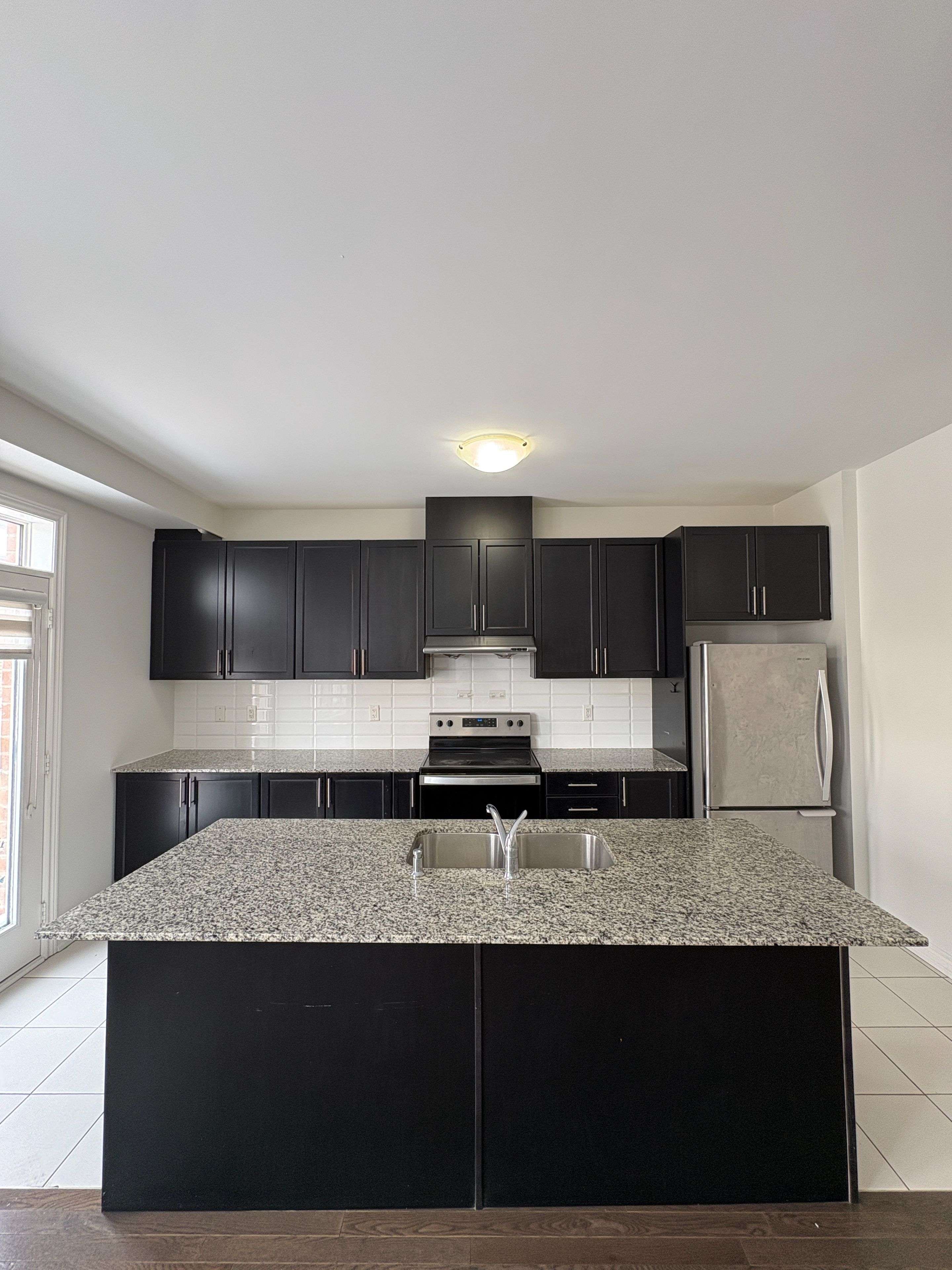 Brampton, ON L7A 5A7,84 Emerald Coast TRL