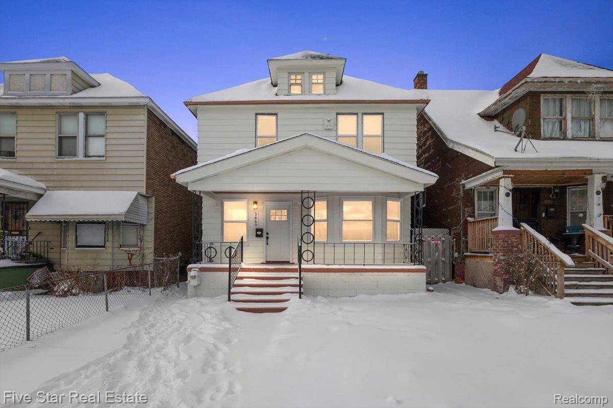 Detroit, MI 48214,3869 Burns ST