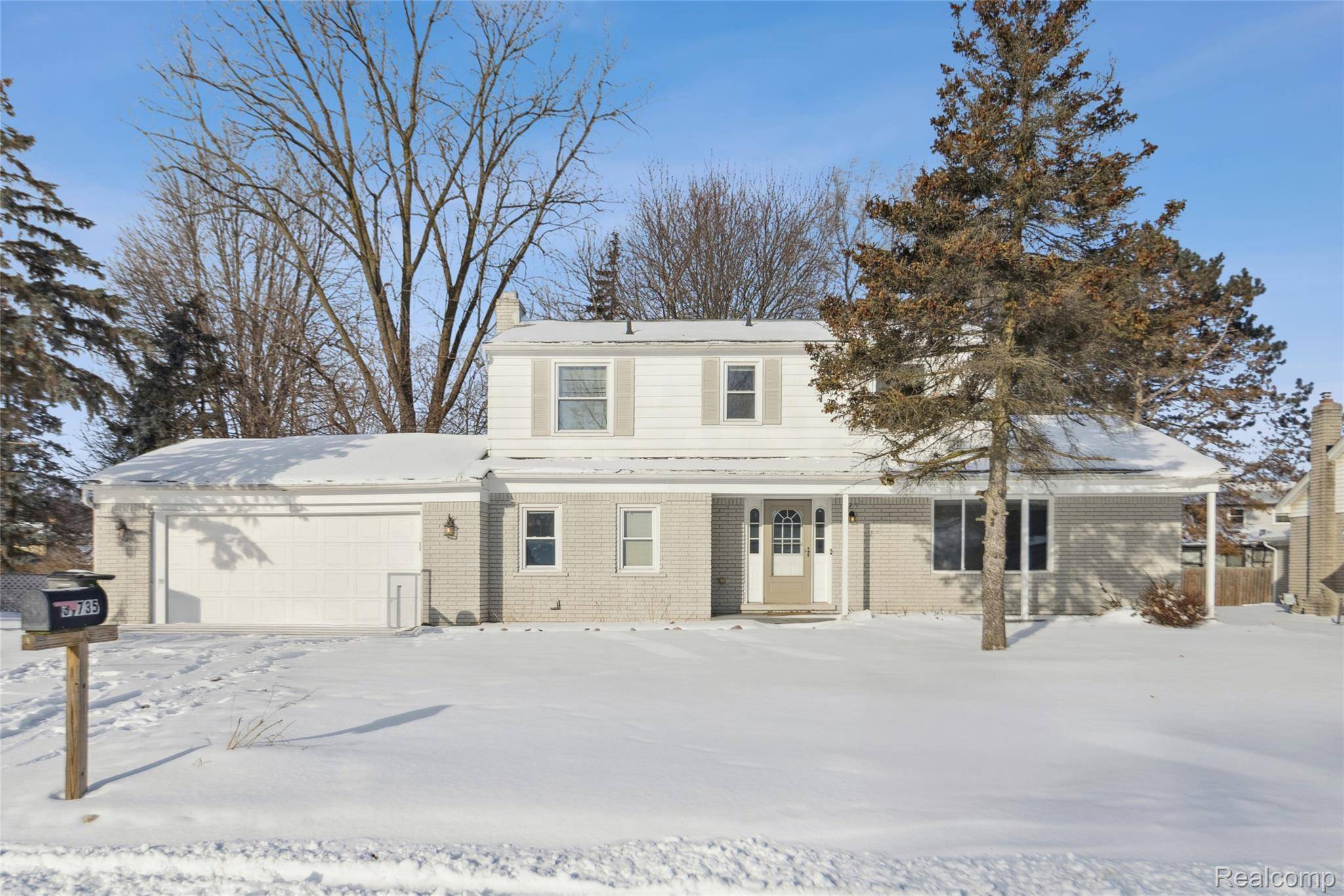 Clinton Township, MI 48038,39735 Bonnie CT