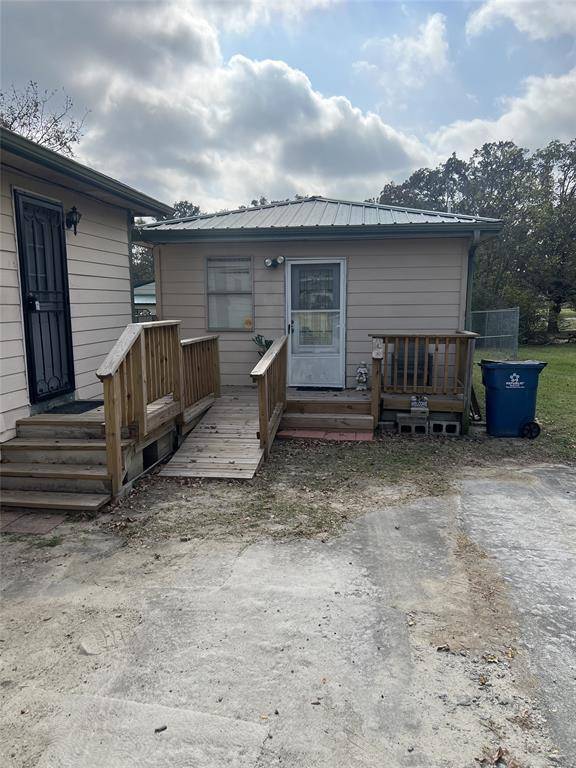 Malakoff, TX 75148,604 E Pine Street