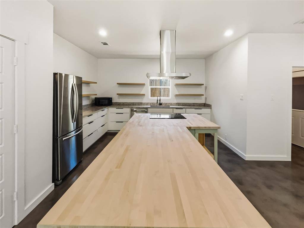 Fort Worth, TX 76104,1906 Avenue B