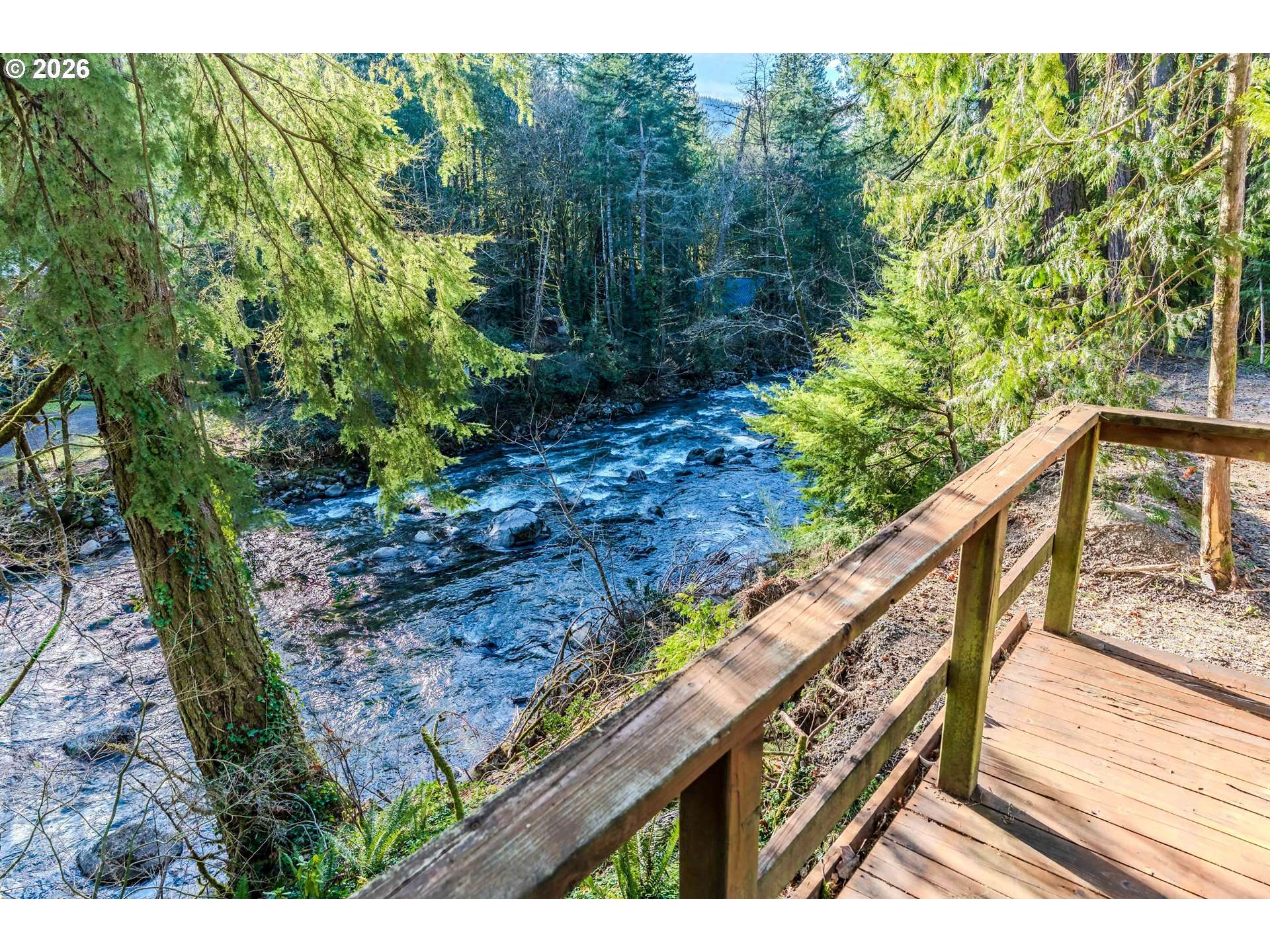 62194 E SALMON ST, Brightwood, OR 97011