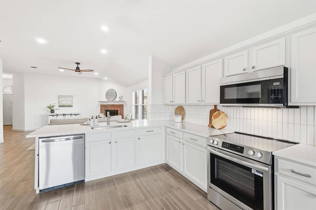 North Richland Hills, TX 76180,6948 Prairie Dawn Lane