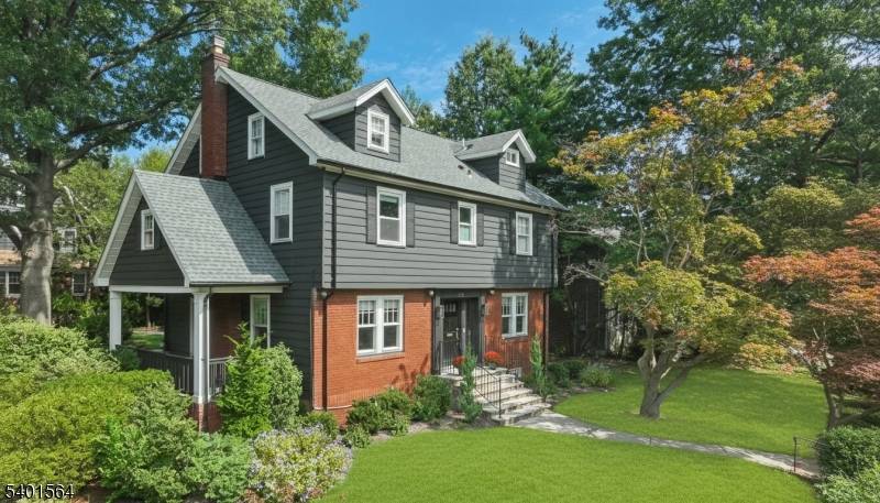 Maplewood Twp., NJ 07040,346-348 Elmwood Ave