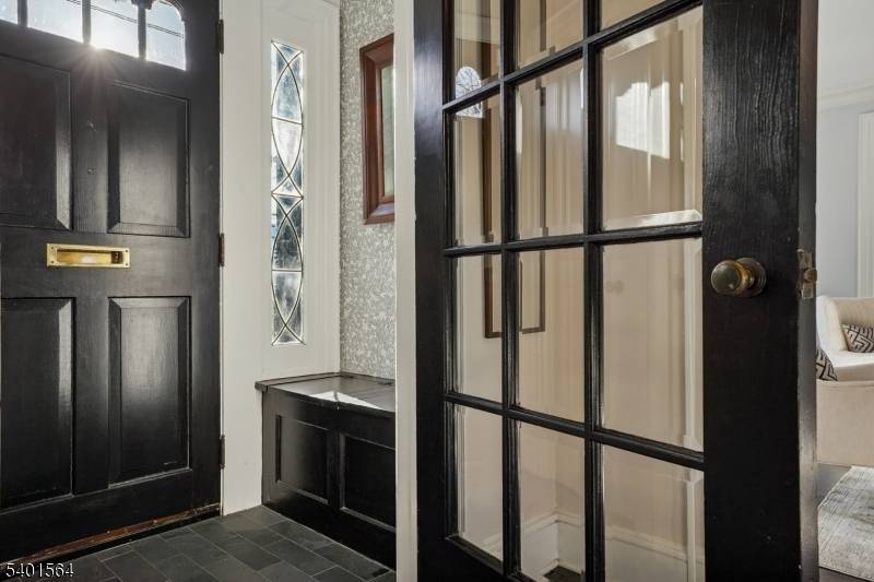 Maplewood Twp., NJ 07040,346-348 Elmwood Ave