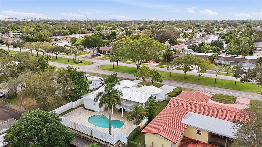 Hollywood, FL 33021,5507 W Park Rd