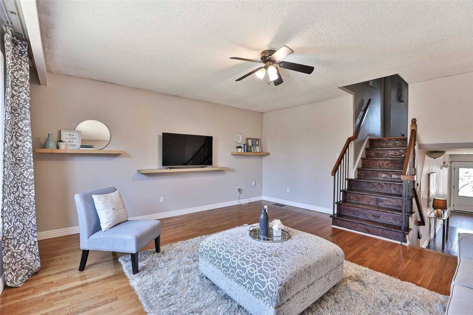 Brampton, ON L6V 3T2,38 Winterfold DR