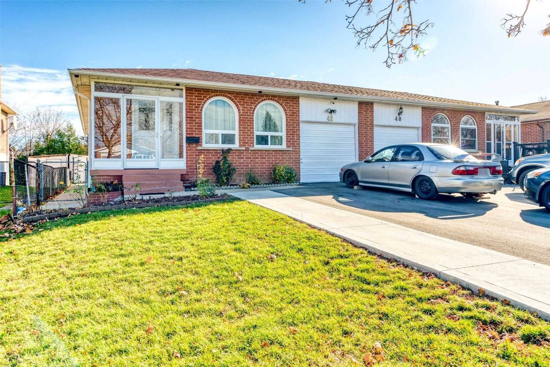 Brampton, ON L6S 3E7,42 Montjoy CRES