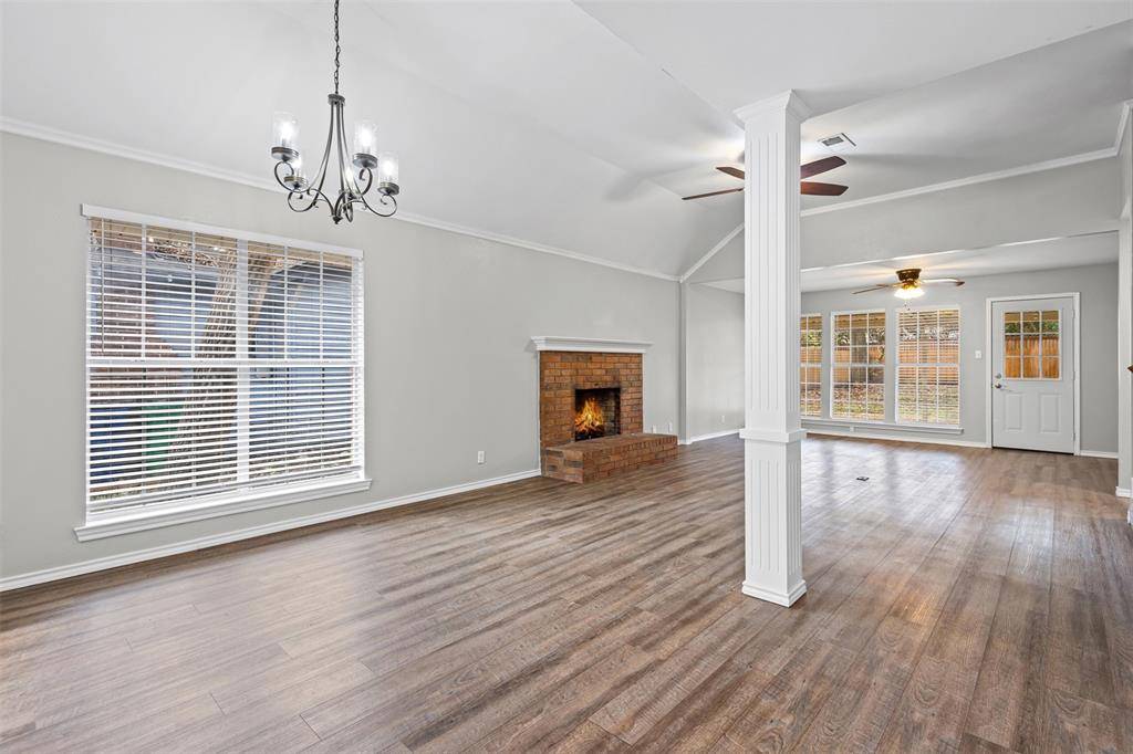 Waxahachie, TX 75165,305 Virginia Avenue