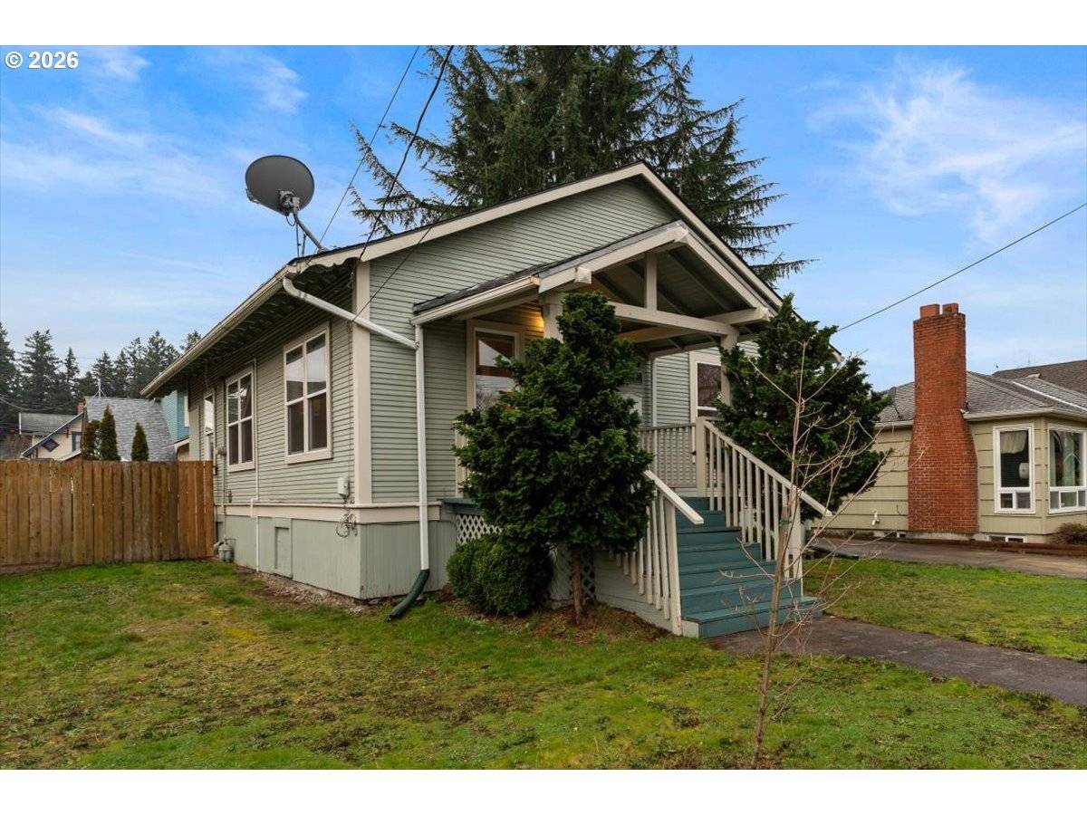 7336 SE STEELE ST, Portland, OR 97206