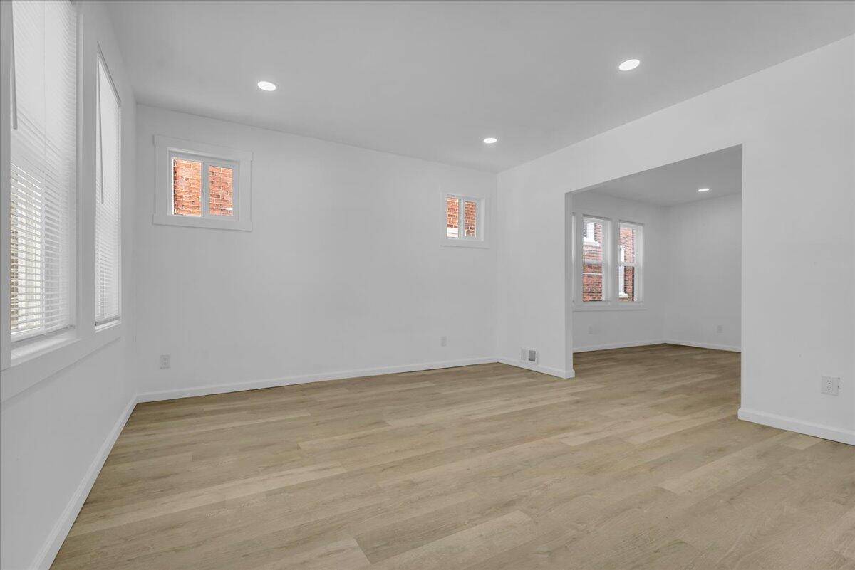 Detroit, MI 48238,2525 Leslie ST