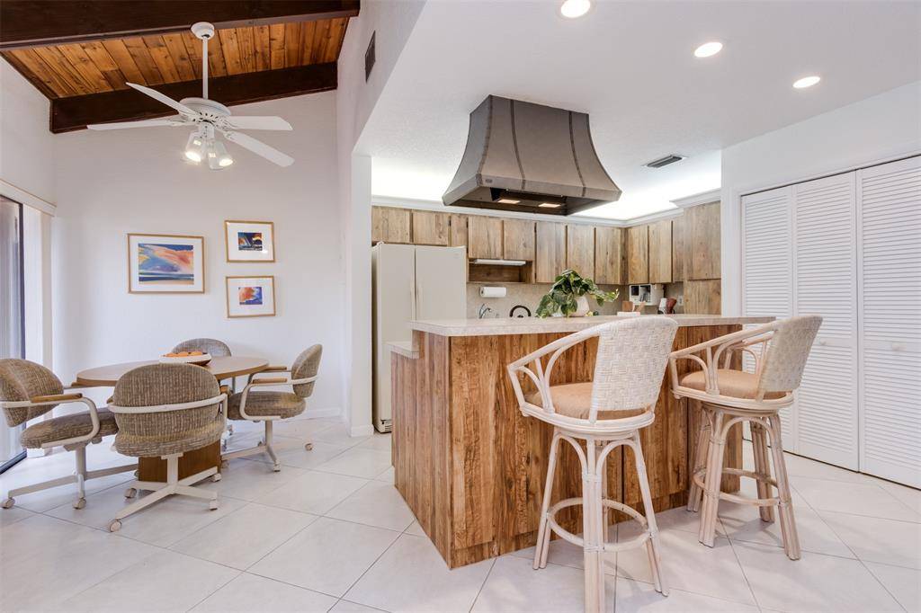 Hollywood, FL 33024,450 Briarwood Cir #2