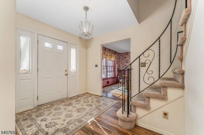 Raritan Twp., NJ 08822,3 Meadow Lark Ct