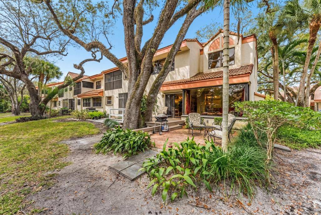 Hollywood, FL 33021,Address not disclosed