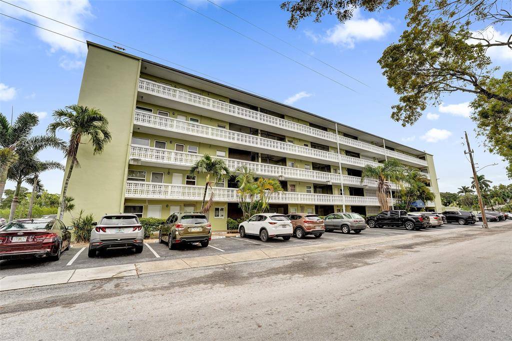 Hollywood, FL 33020,1425 Arthur St #202A